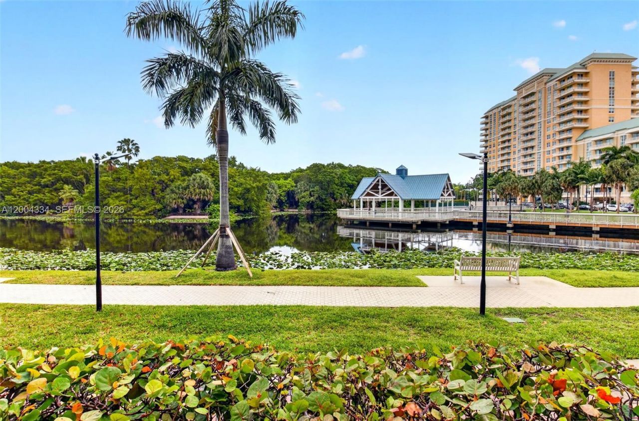 350 N Federal Hwy, Unit TH102S, Boynton Beach, FL 33435 Photo