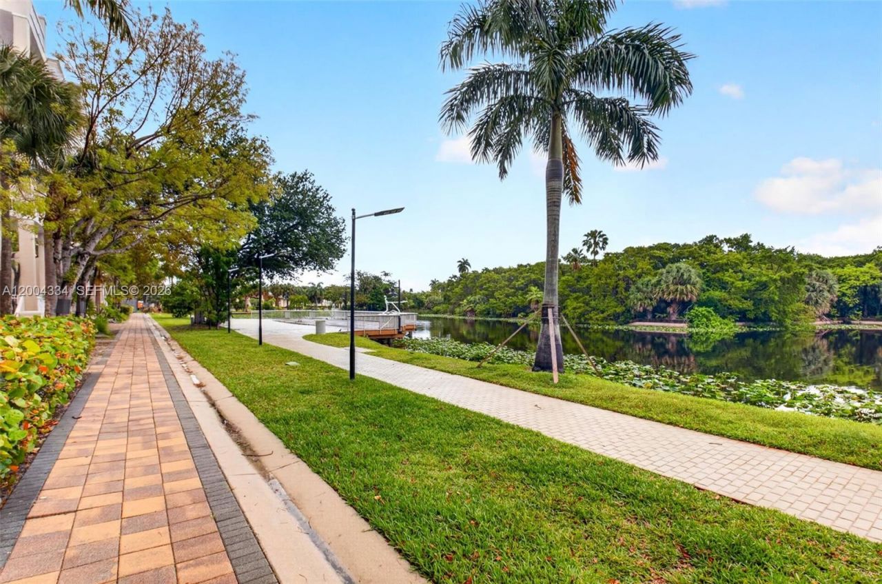 350 N Federal Hwy, Unit TH102S, Boynton Beach, FL 33435 Photo