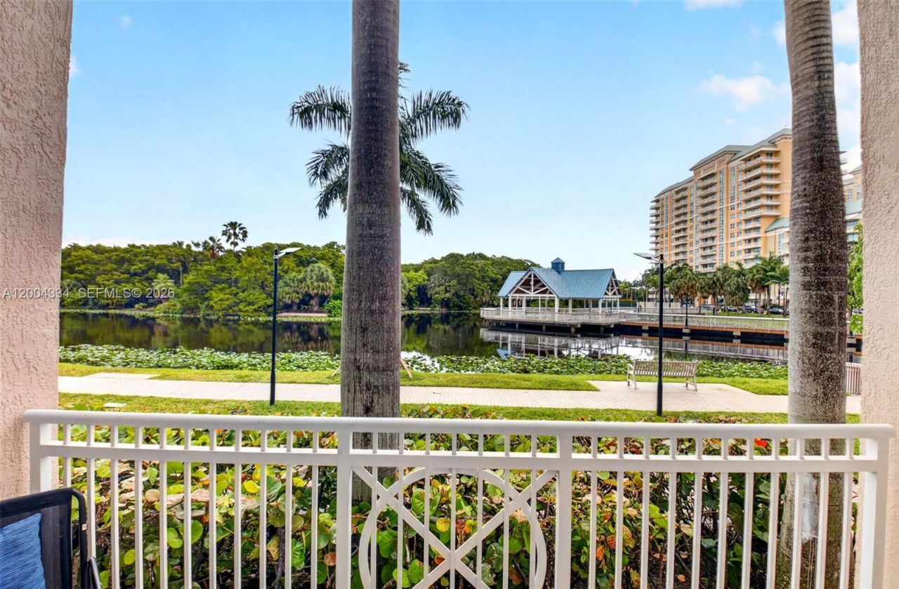 350 N Federal Hwy, Unit TH102S, Boynton Beach, FL 33435 Photo