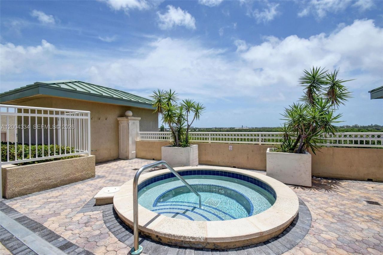 350 N Federal Hwy, Unit TH102S, Boynton Beach, FL 33435 Photo