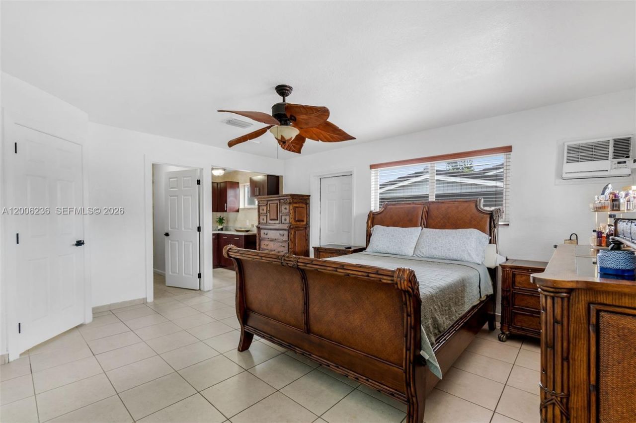 9625 SW 47th St, Miami, FL 33165 Photo