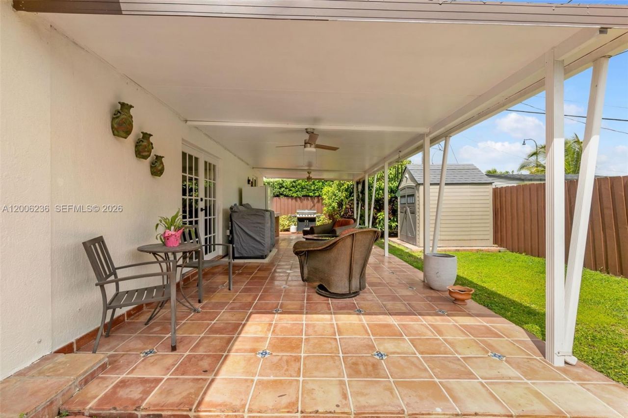 9625 SW 47th St, Miami, FL 33165 Photo