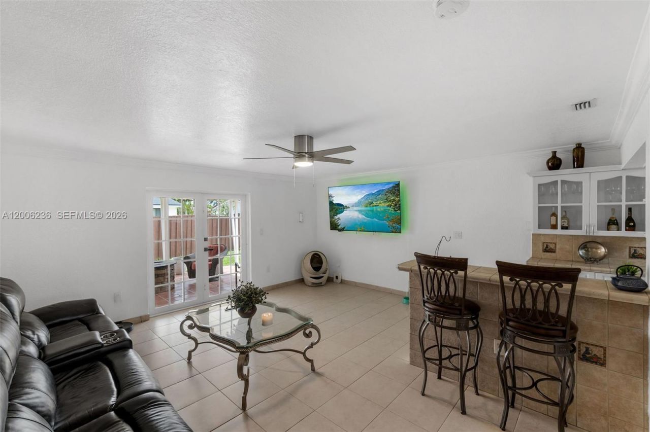 9625 SW 47th St, Miami, FL 33165 Photo