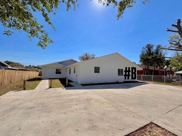 15741 NW 40th Ct , Unit B, Miami Gardens, FL 33054