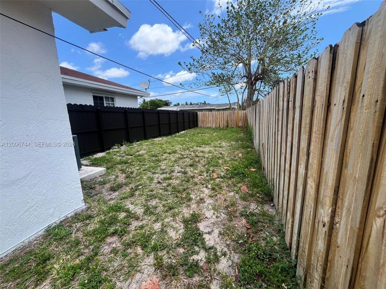 15741 NW 40th Ct, Unit B, Miami Gardens, FL 33054 Photo