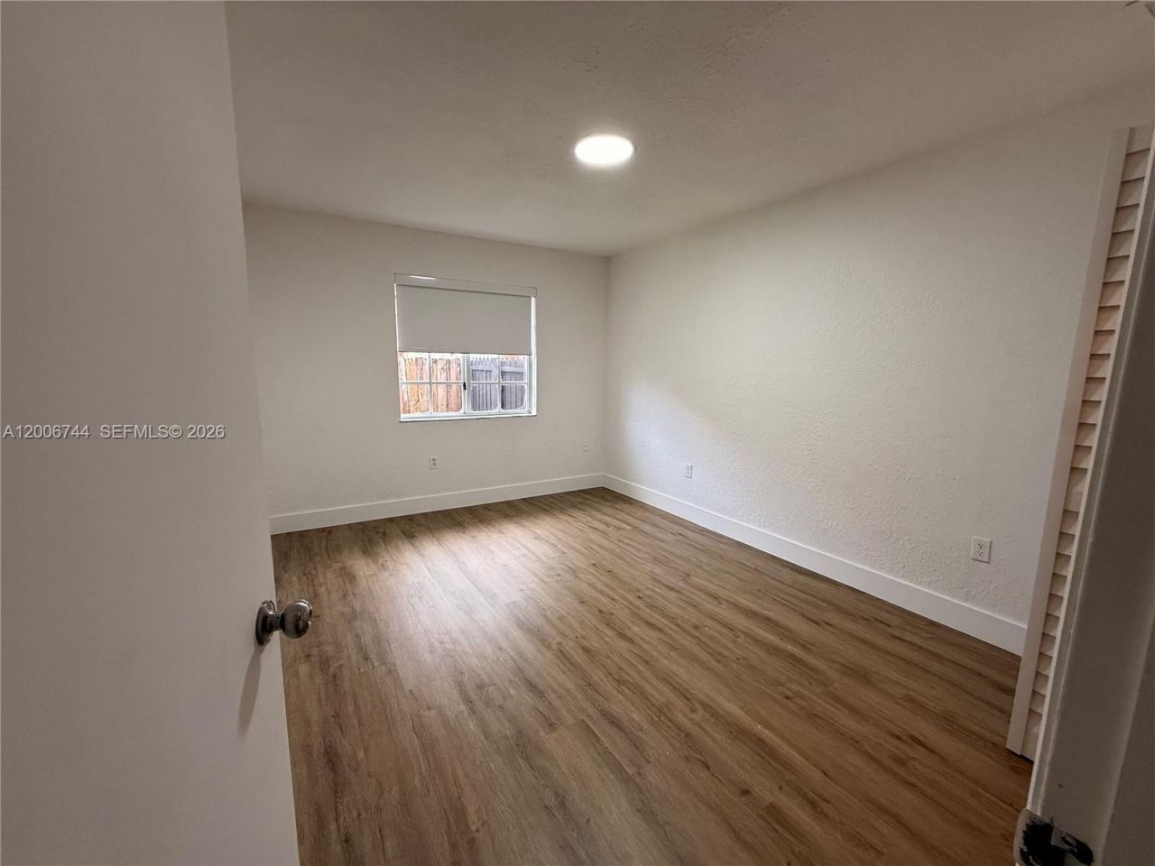 15741 NW 40th Ct, Unit B, Miami Gardens, FL 33054 Photo