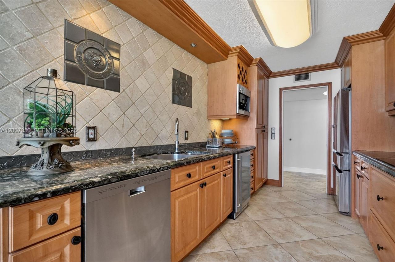 2751 S Ocean Dr , Unit 504S, Hollywood, FL 33019 Photo