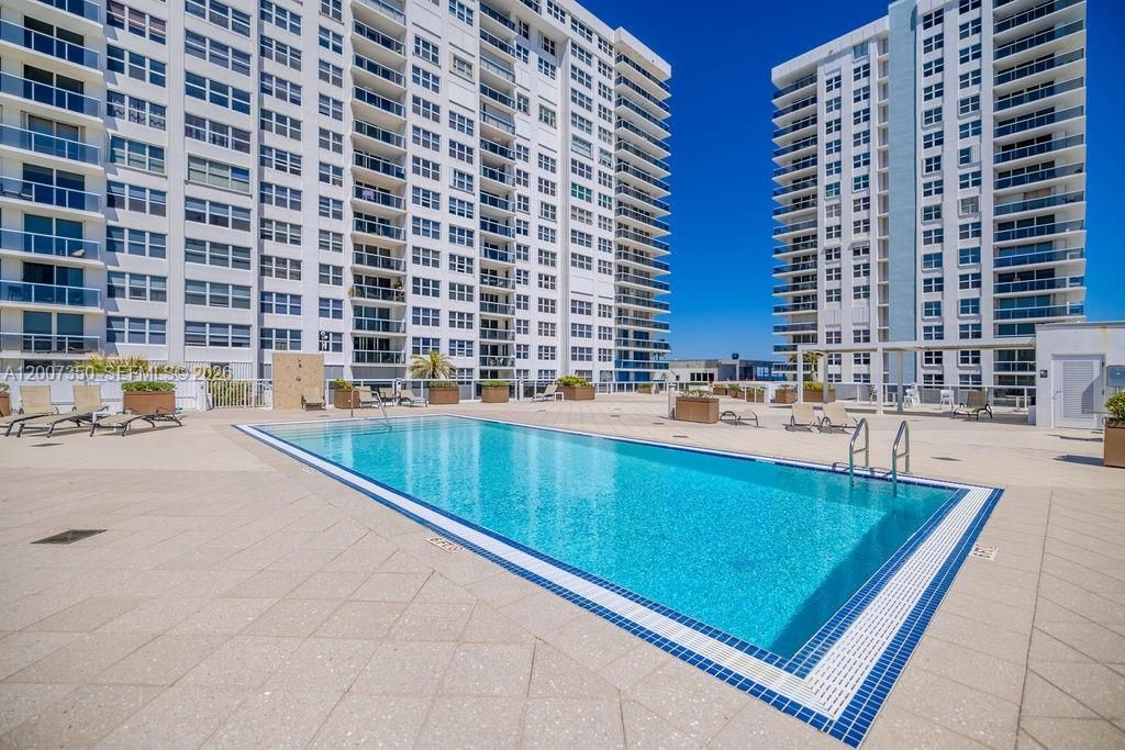 2751 S Ocean Dr , Unit 504S, Hollywood, FL 33019 Photo