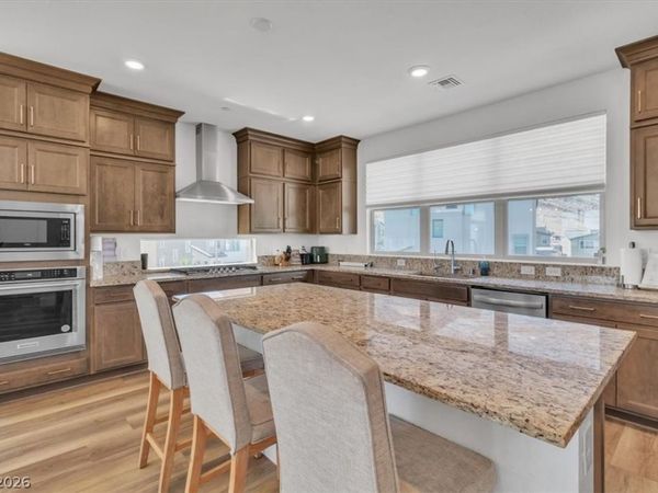 11695 Gentle Birdsong Avenue , Las Vegas, NV 89138