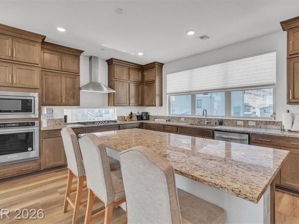 11695 Gentle Birdsong Avenue, Las Vegas, NV 89138