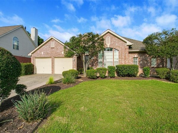 3208 Bridle Lane , Grapevine, TX 76051