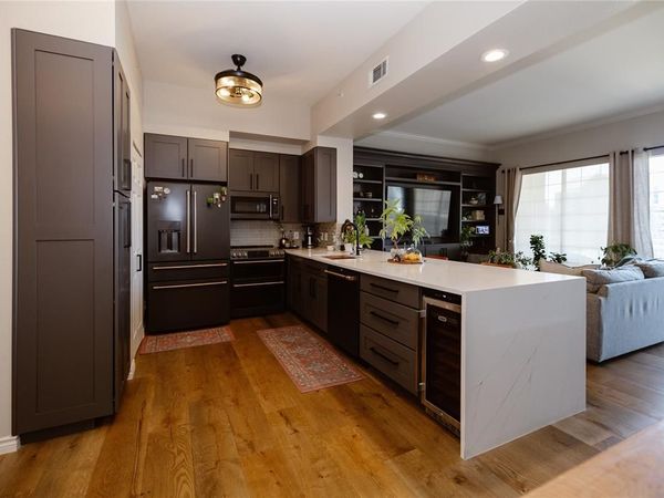 3225 Turtle Creek Boulevard , Unit 812, Dallas, TX 75219