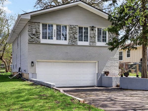 1525 Grove Drive , Round Lake Beach, IL 60073