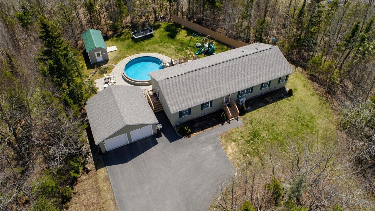 35 Dollard Farm Way Ellsworth, ME 04605
