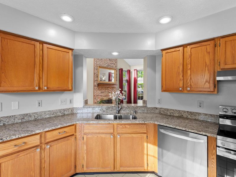 1200 Wexford Green Boulevard, Columbus, OH 43228 Photo 16