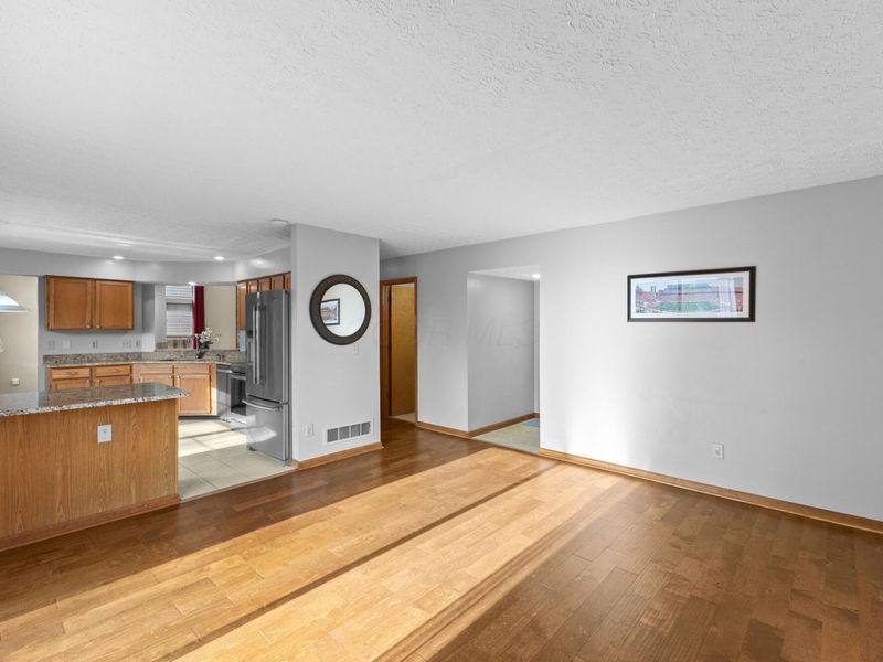 1200 Wexford Green Boulevard, Columbus, OH 43228 Photo 21