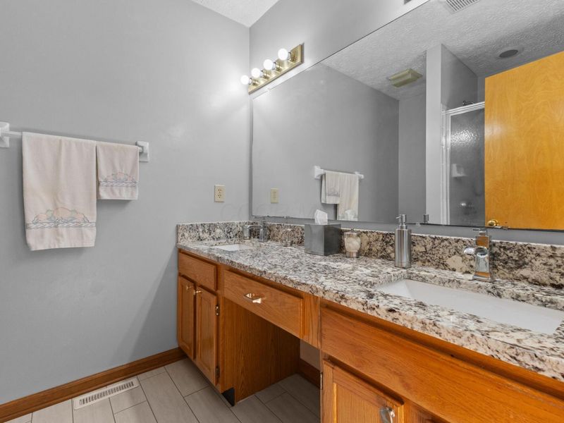 1200 Wexford Green Boulevard, Columbus, OH 43228 Photo 31