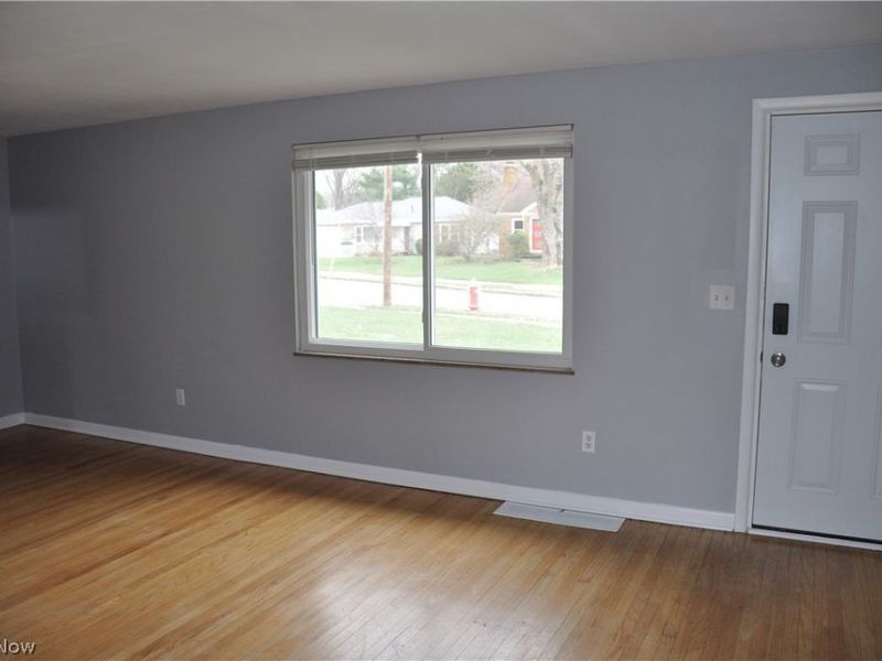 539 Royer Avenue NW, North Canton, OH 44720 Photo 12