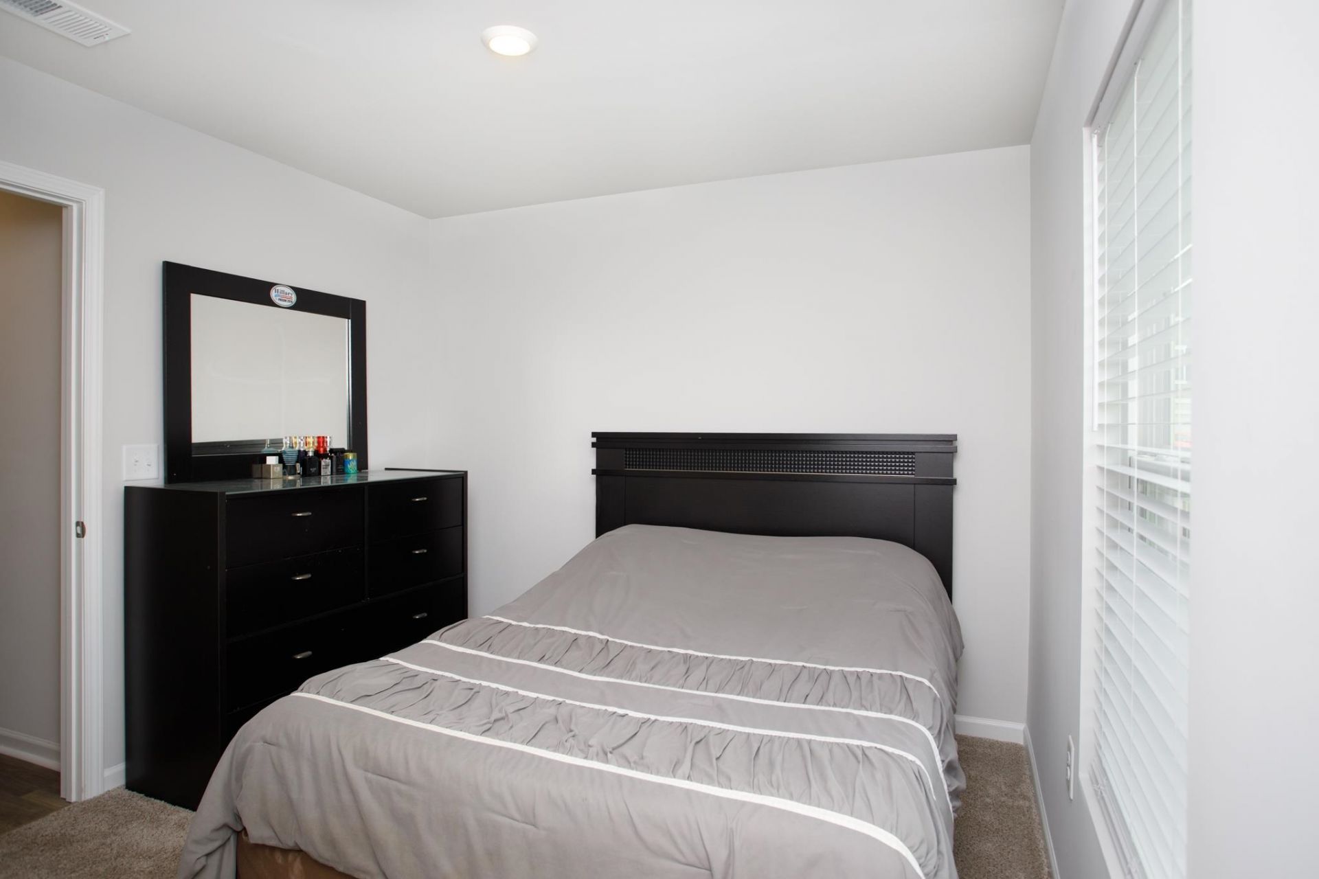 128 Cape Point Dr. Photo 10