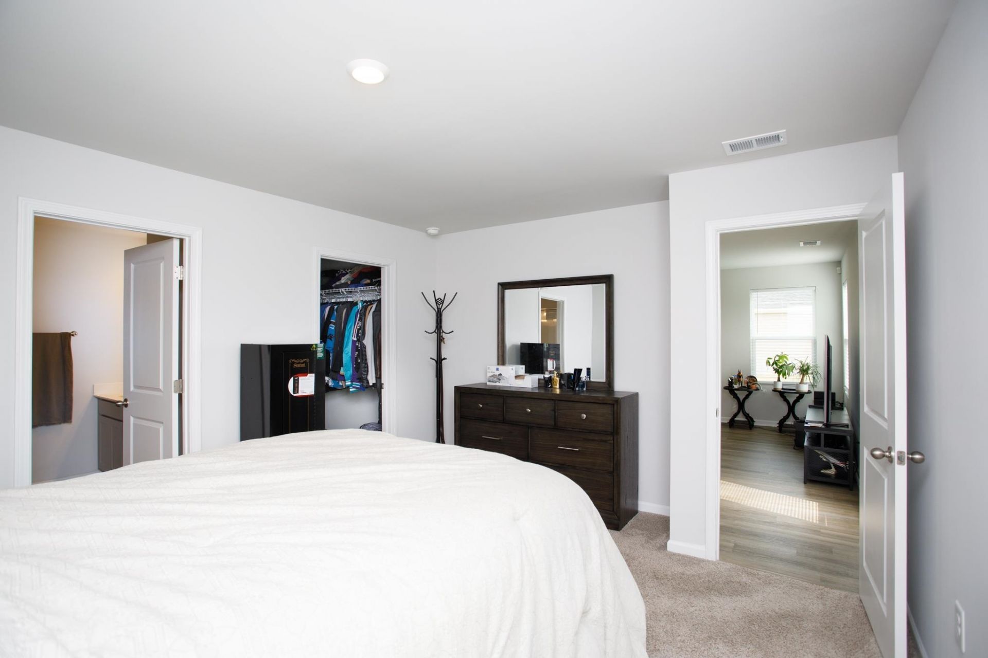 128 Cape Point Dr. Photo 16