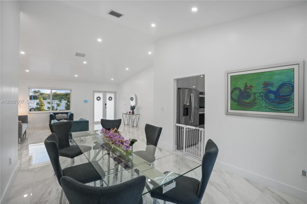 14005 SW 17th Ter , Miami, FL 33175 Photo
