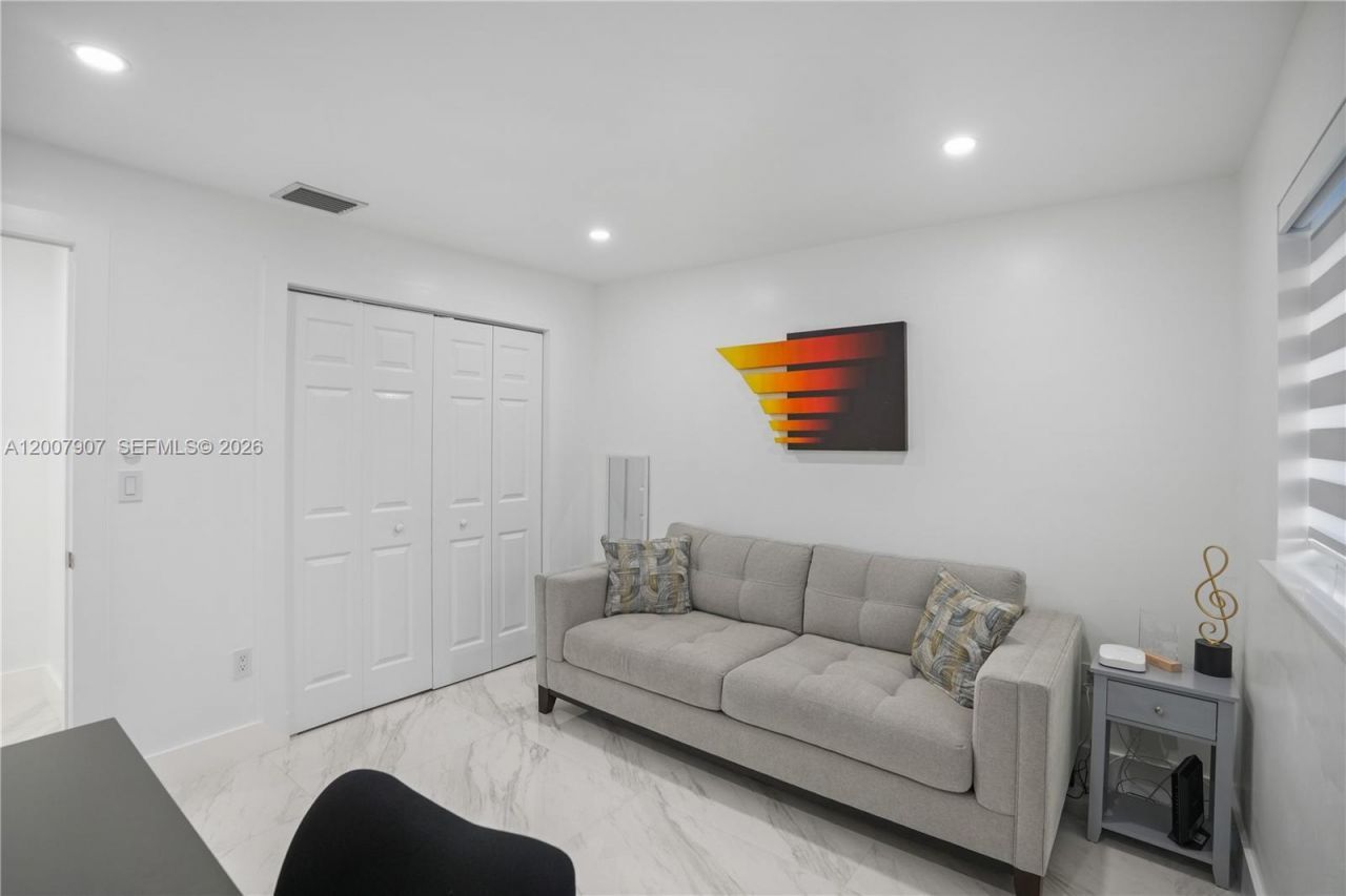 14005 SW 17th Ter , Miami, FL 33175 Photo