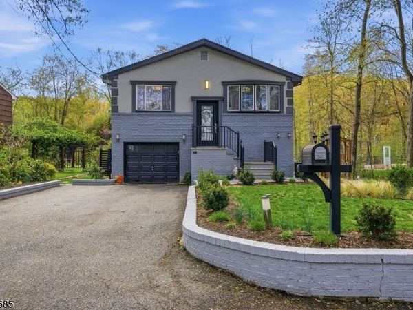 6 WHITTEN PLACE, Denville, NJ 07834