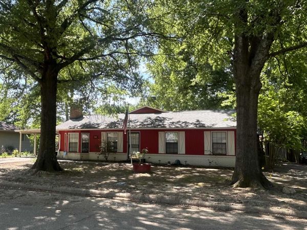 118 E Cloverdale Drive , Brinkley, AR 72021