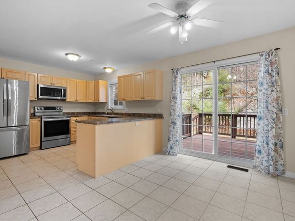 179 Littleton Rd, Unit 3, Chelmsford, MA 01824