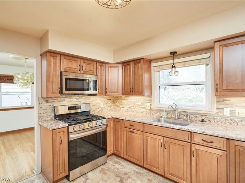 3083 CLIFFSIDE Drive, Copley, OH 44321 Photo 7