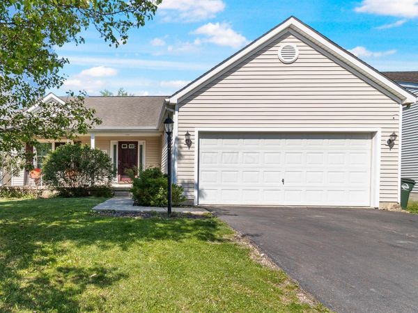 1171 Willow Oak Drive , Blacklick, OH 43004