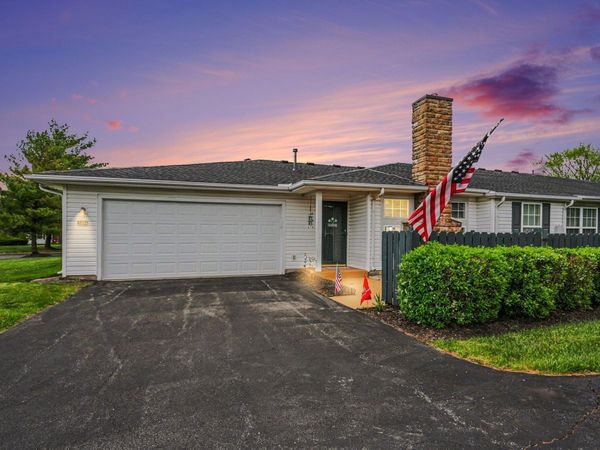 2484 Warm Springs Drive , Unit 2484, Hilliard, OH 43026