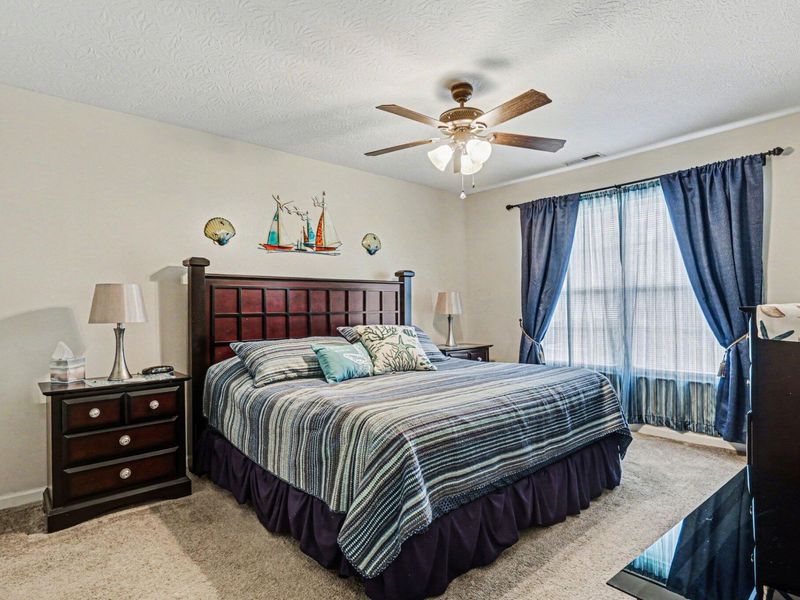 2484 Warm Springs Drive, Unit 2484, Hilliard, OH 43026 Photo 12