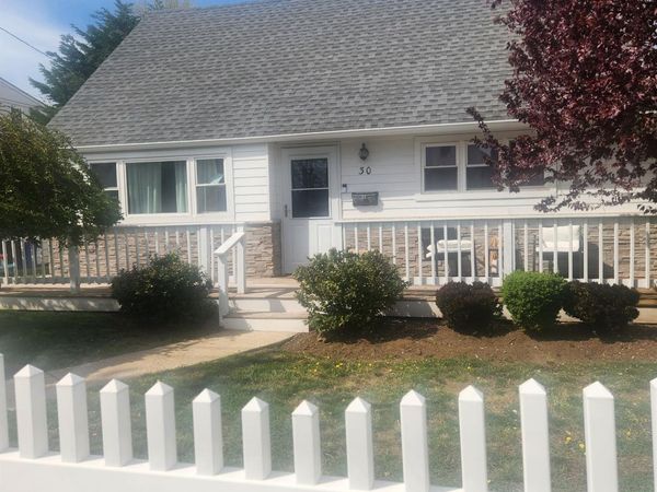 30 Montgomery Avenue , Unit house, Oceanside, NY 11572