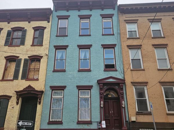 32 1st Street, Unit 2, Albany, NY 12210