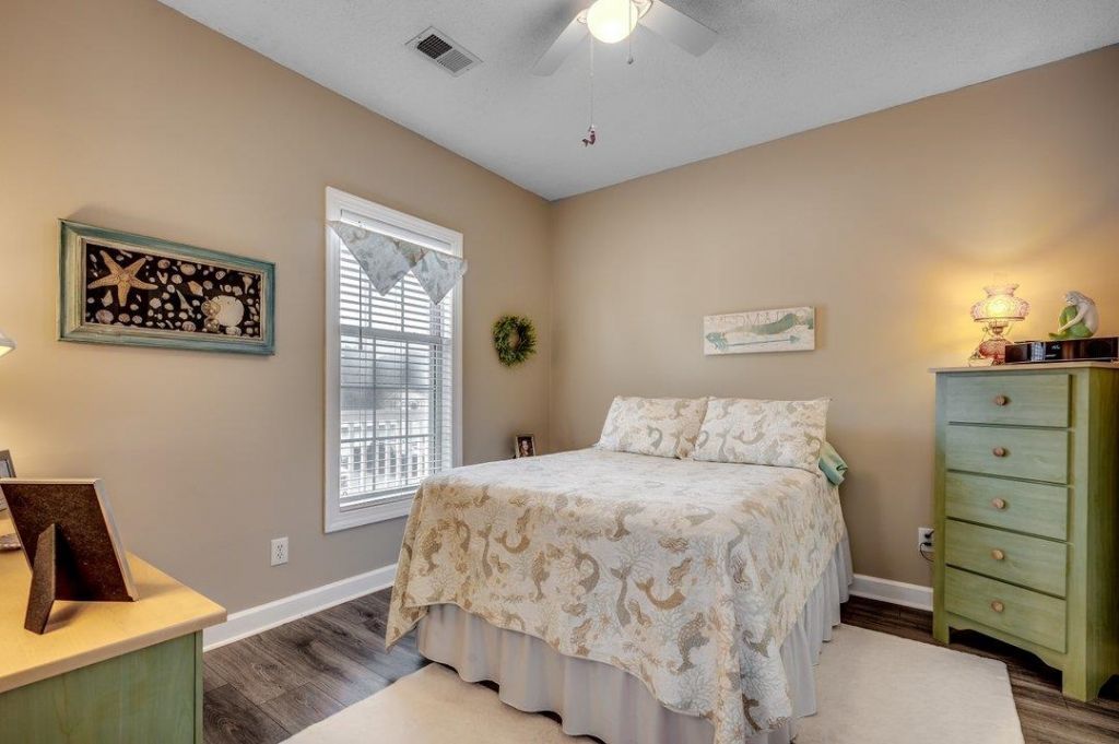 3965 Forsythia Ct. Photo 12