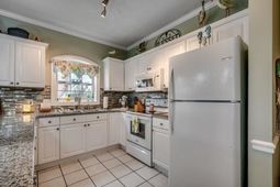 3965 Forsythia Ct. photo 4