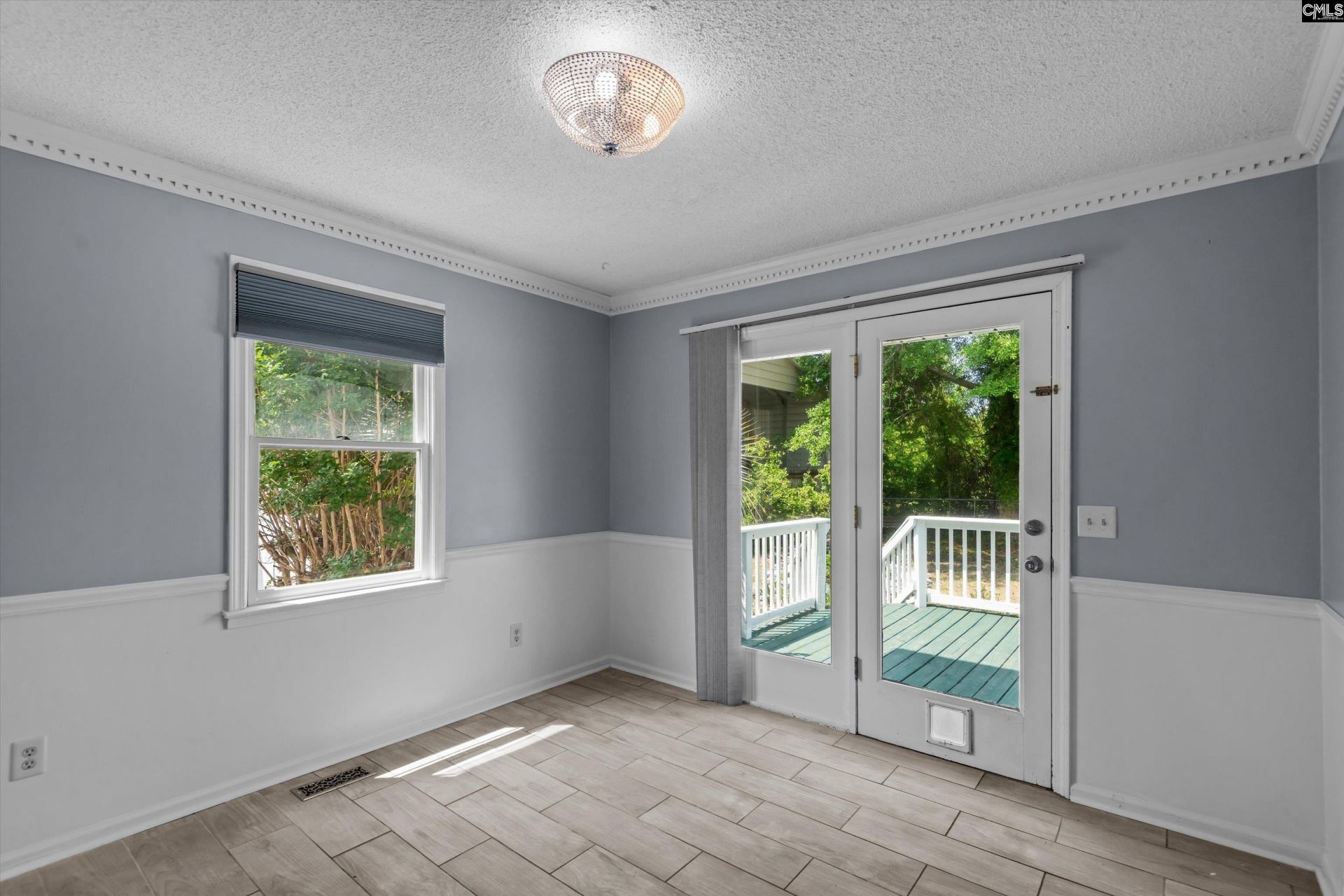 149 Mansfield Circle  Photo 8