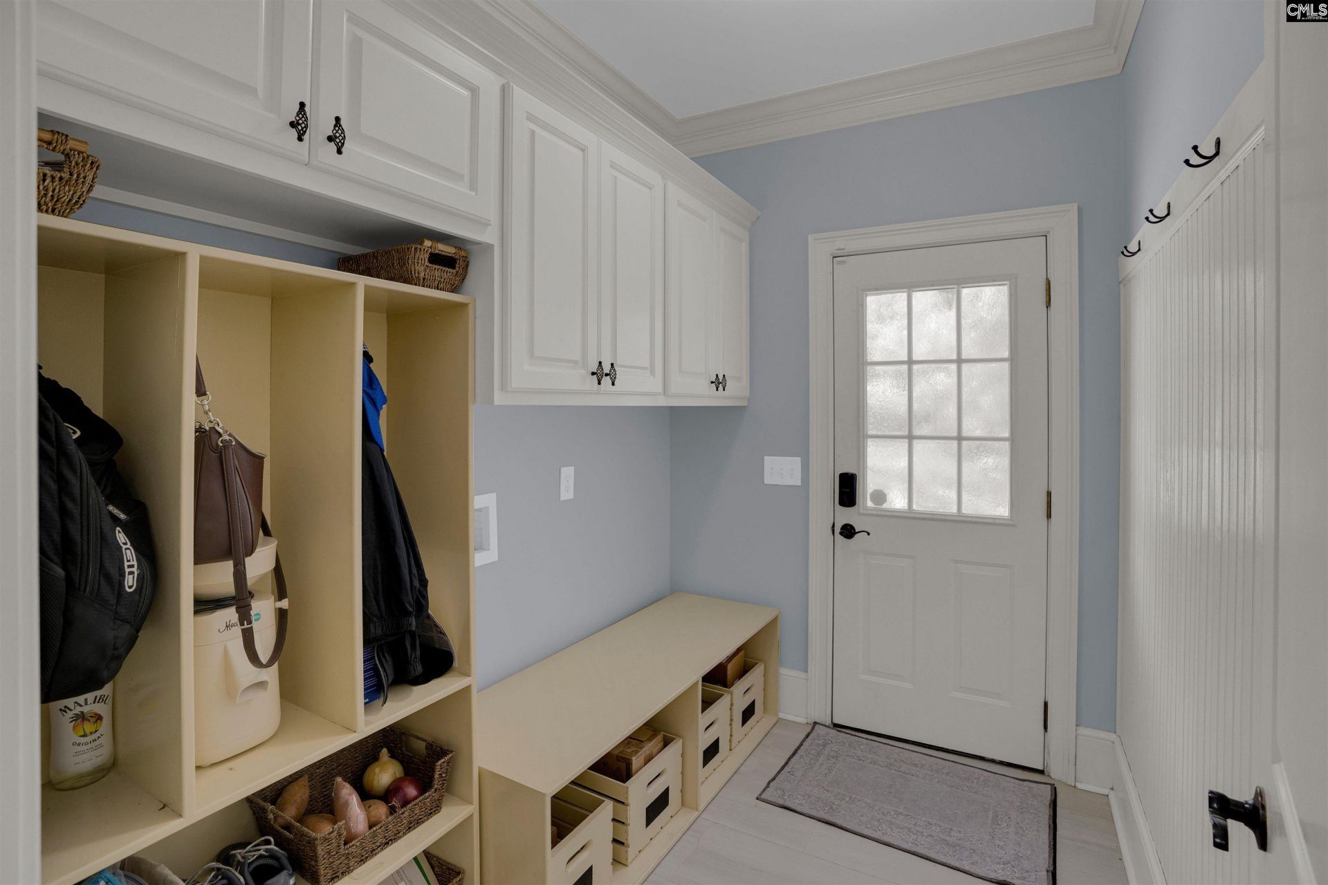 209 Inverness Court  Photo 24