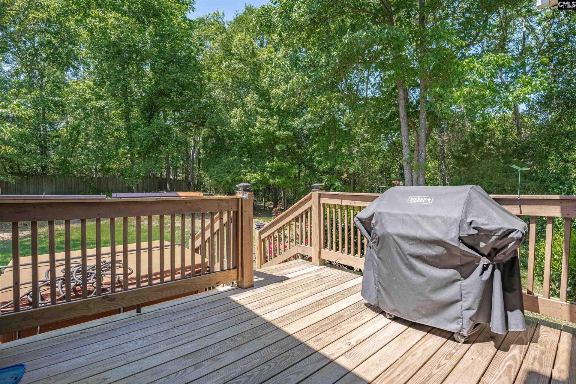 209 Inverness Court  Photo 32