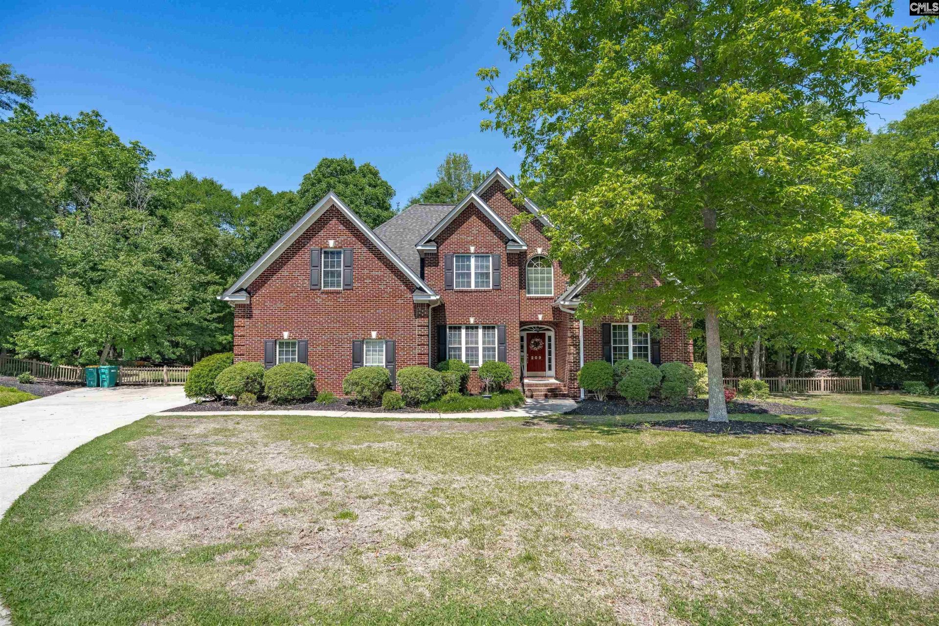 209 Inverness Court  Photo 4