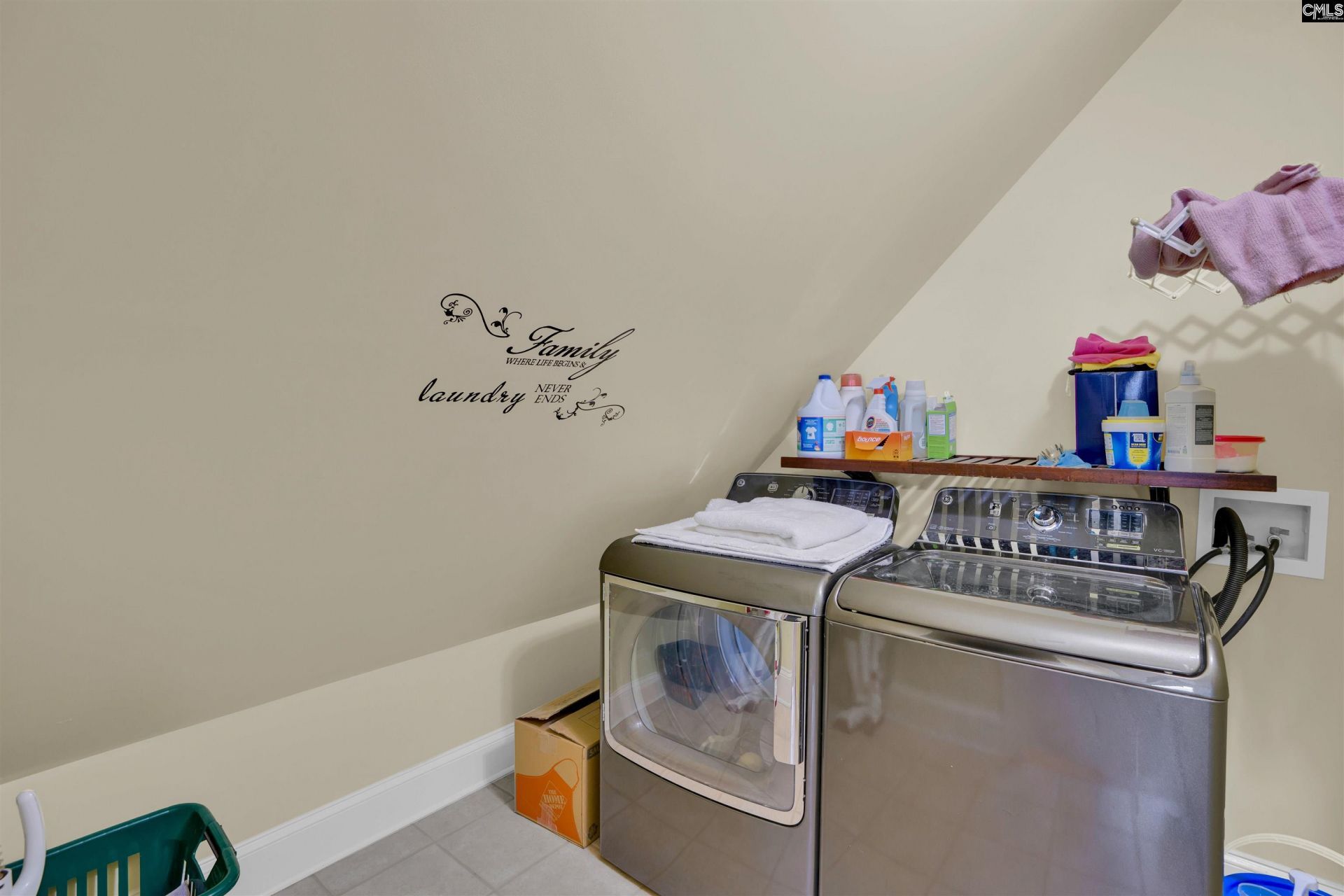 209 Inverness Court  Photo 42