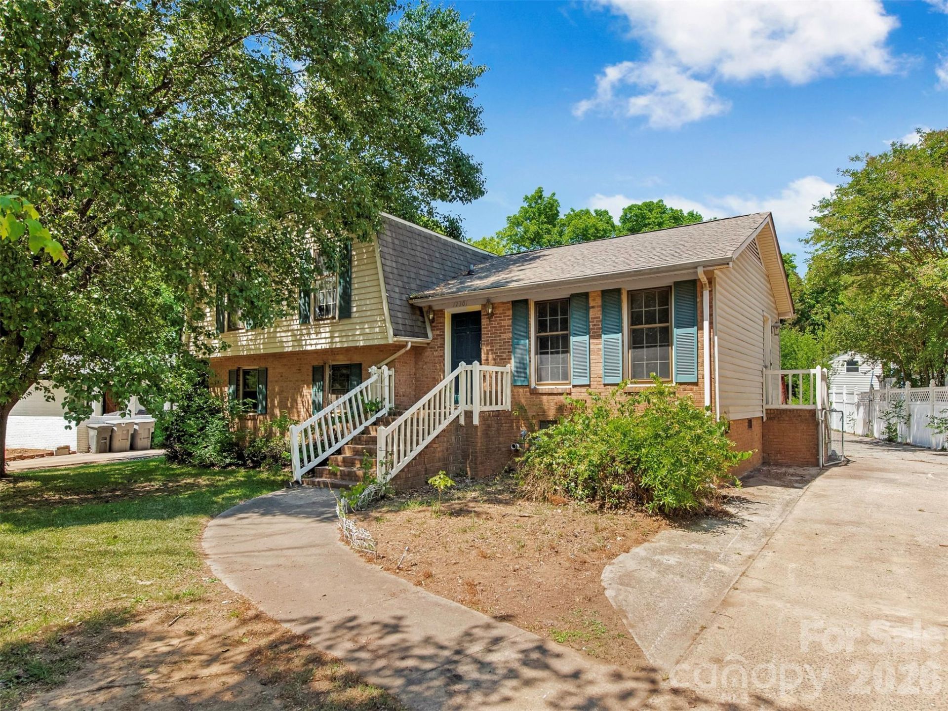 12301 Oakhaven Drive, Charlotte, NC 28273 Main Photo
