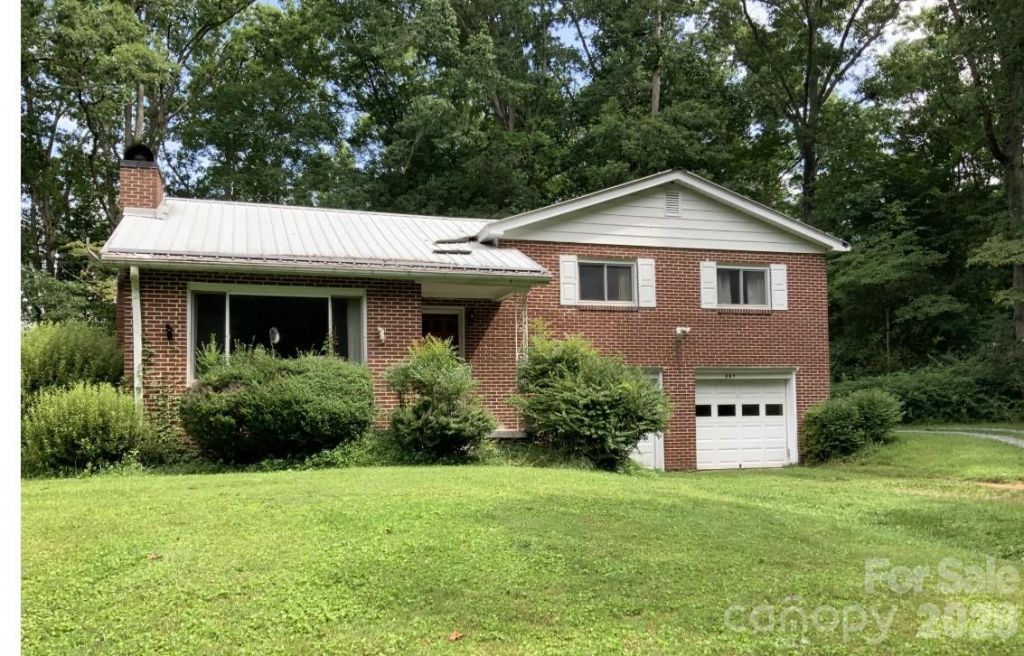207 Ewbank Road, Etowah, NC 28729 Main Photo
