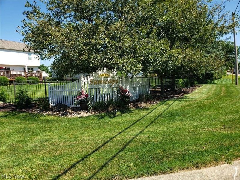 5509 Shadow Field Circle NE, Louisville, OH 44641 Photo 5