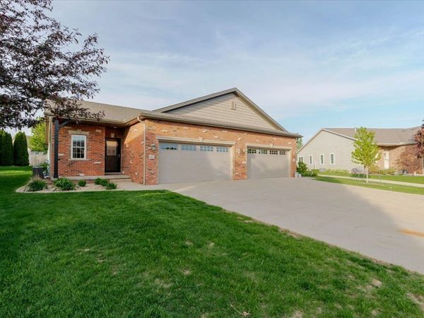 43 Yukon Circle , Bloomington, IL 61705