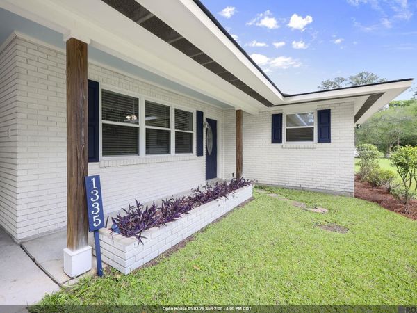 1335 Highland Park Dr, Baton Rouge, LA 70808