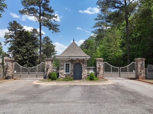 193 Camden Trace, Macon, GA 31210