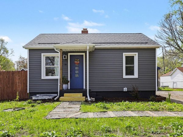 904 Hawthorne Avenue, Ypsilanti, MI 48198