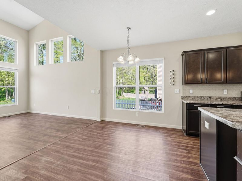 6711 John Drive, Canal Winchester, OH 43110 Photo 8
